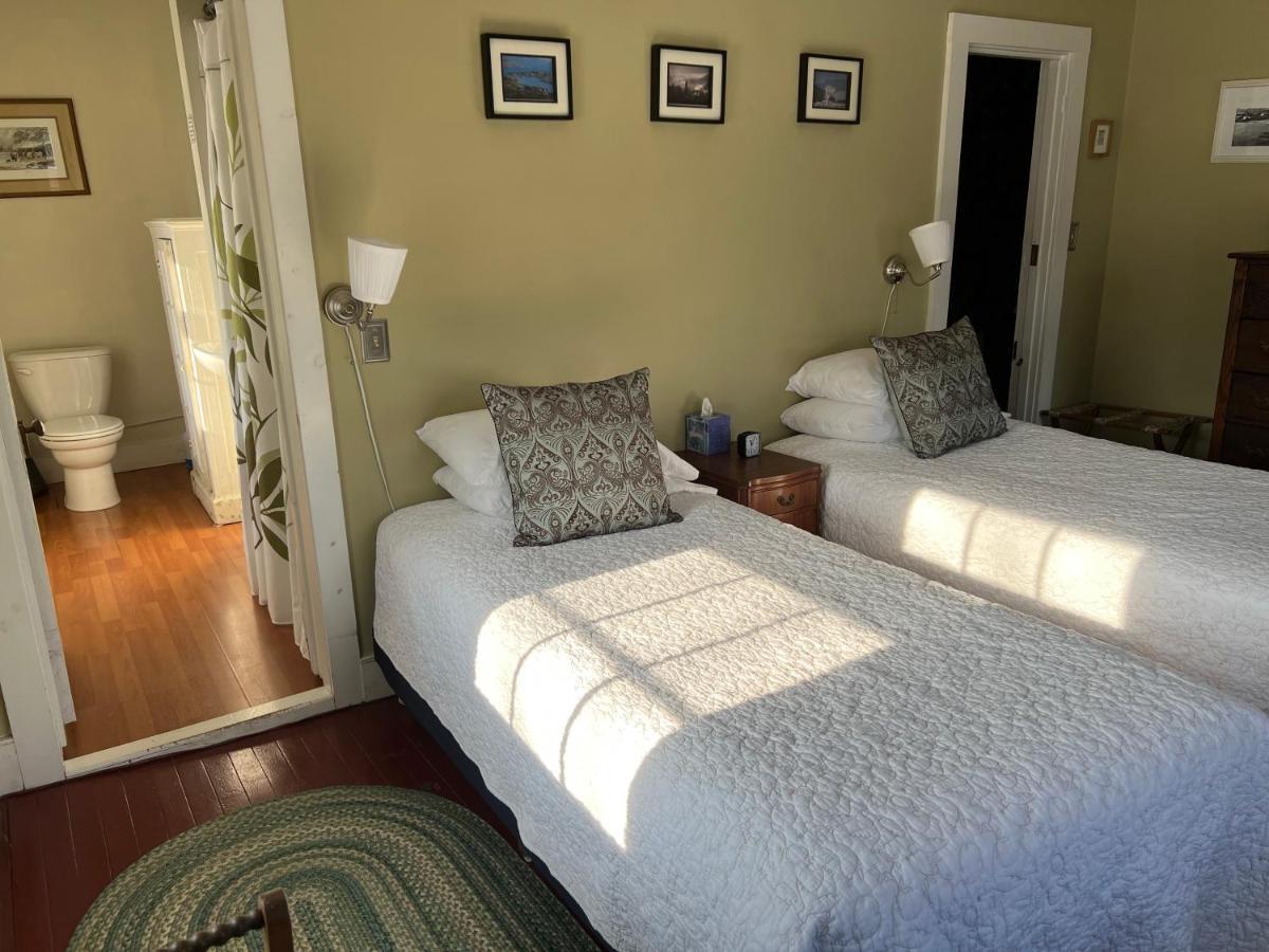 Shoreham Inn Bed & Breakfast 외부 사진