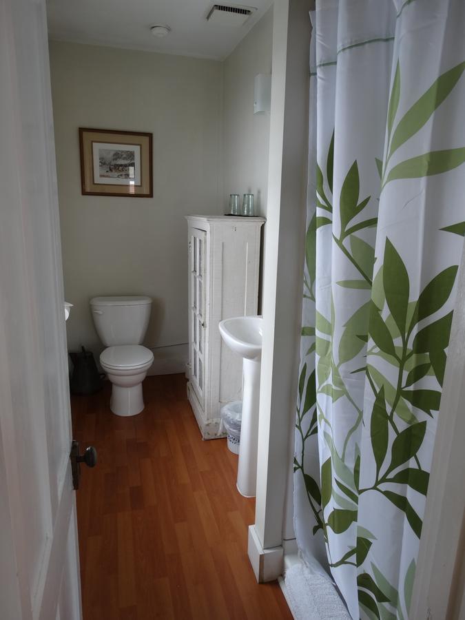 Shoreham Inn Bed & Breakfast 외부 사진