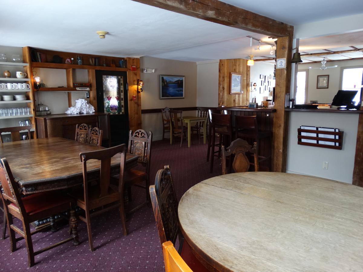 Shoreham Inn Bed & Breakfast 외부 사진
