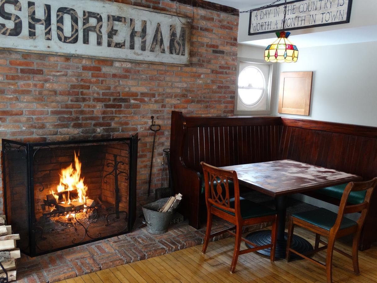 Shoreham Inn Bed & Breakfast 외부 사진